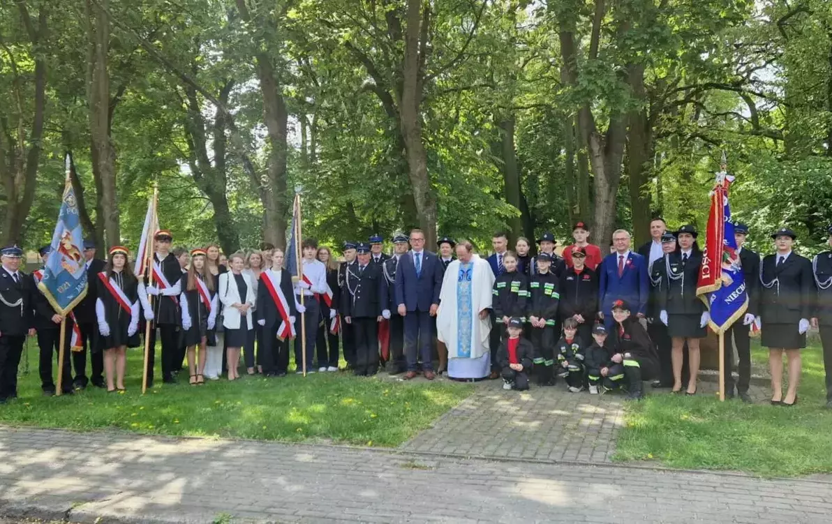 Zdjęcie do Obchody majowe 2025 w Gminie Niechanowo.