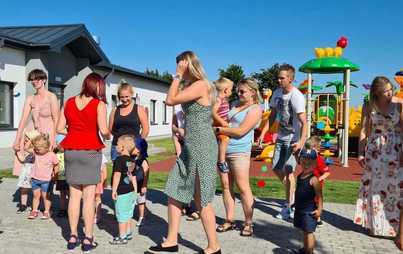 Zdjęcie do Piknik z okazji zakończenia Klubu dziecięcego ,,Wesołe Skrzaty" w Niechanowie